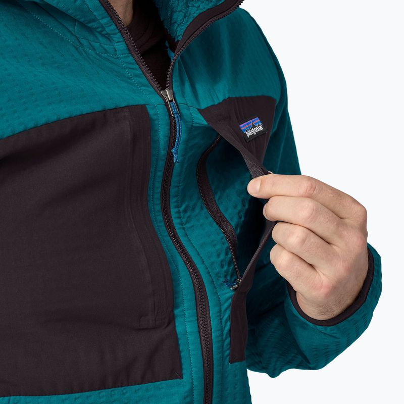 Geacă softshell pentru bărbați Patagonia R2 TechFace Hoody belay blue 6