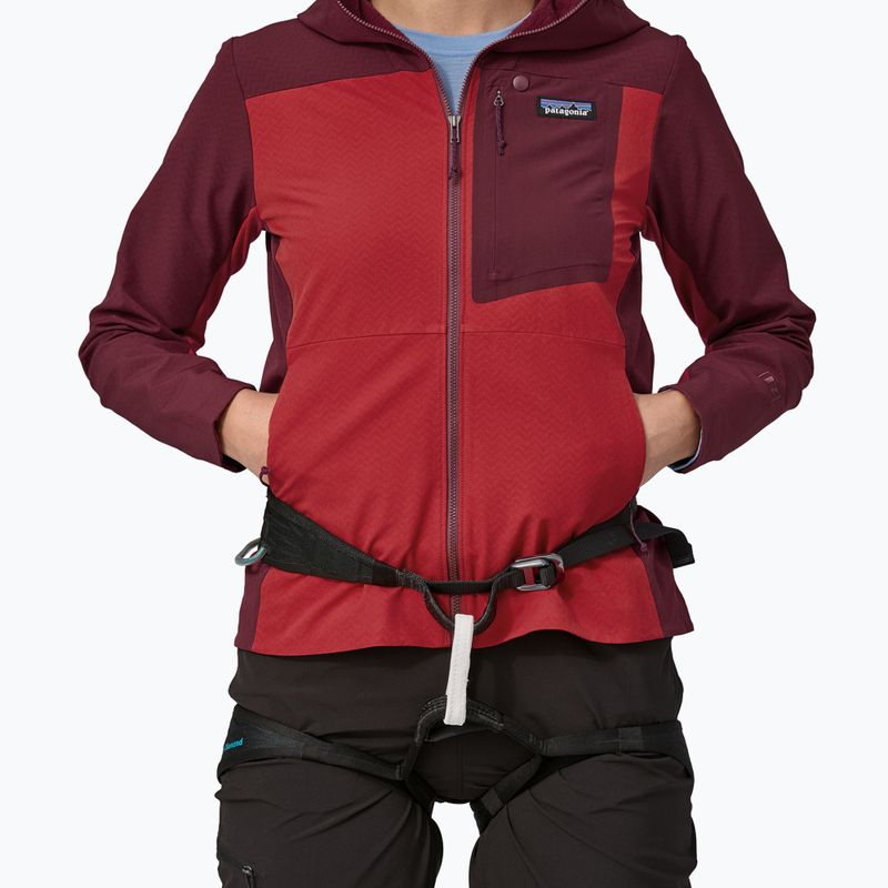 Geacă softshell pentru femei Patagonia R1 CrossStrata Hoody touring red 8