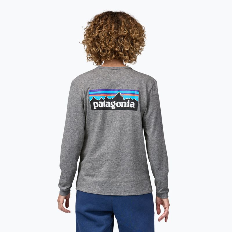 Patagonia P-6 Logo Responsibili-Tee gravel heather longsleeve pentru femei 2