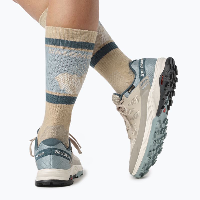 Încălțăminte de trekking pentru femei Salomon Outrise GTX bej L47142700 18