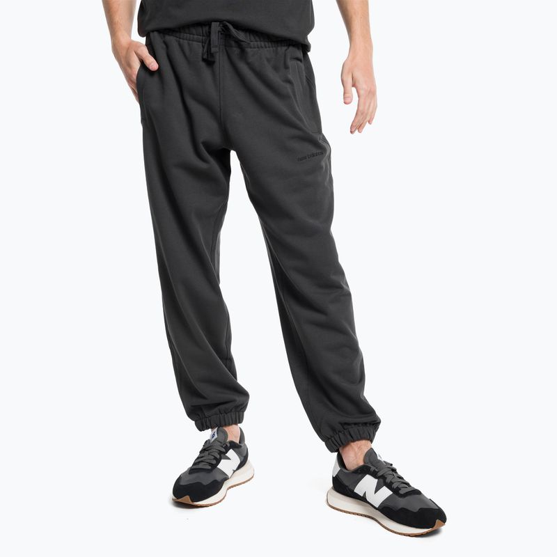 Pantaloni de antrenament pentru bărbați New Balance NB Athletics Nature State S negru NBMP23551PHM