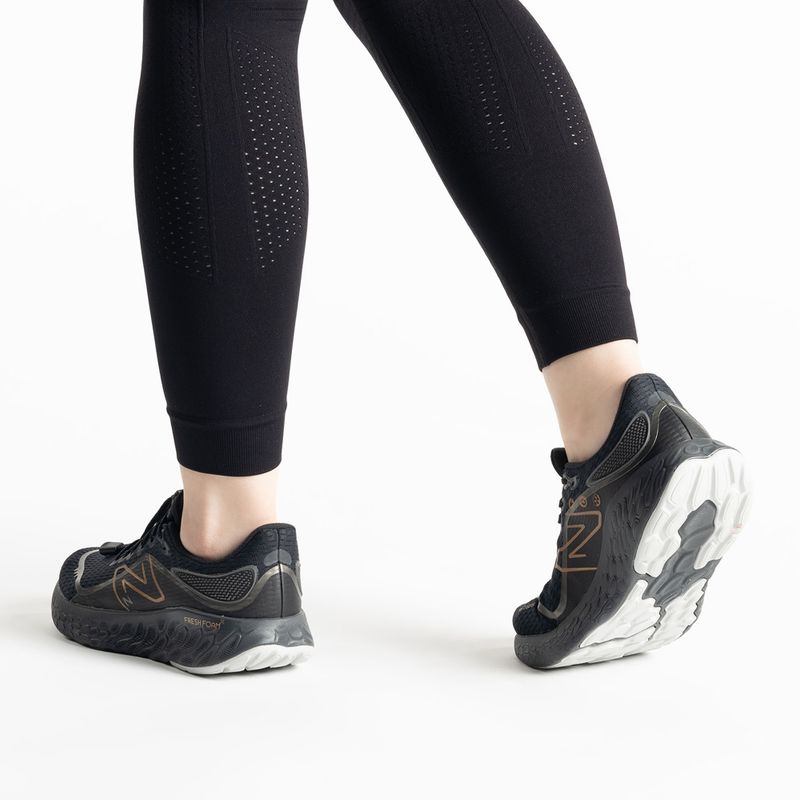 Încălțăminte de alergat pentru femei New Balance Fresh Foam 1080 V12 Permafros neagră NBW1080V12 3