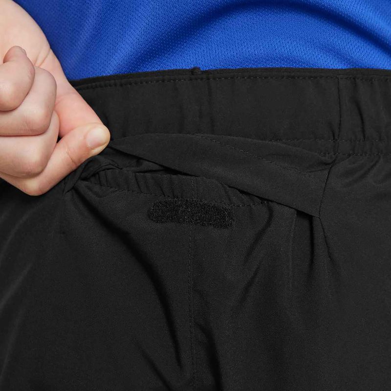 Pantaloni scurți de antrenament pentru copii Nike Dri-Fit Challenger black/black 7
