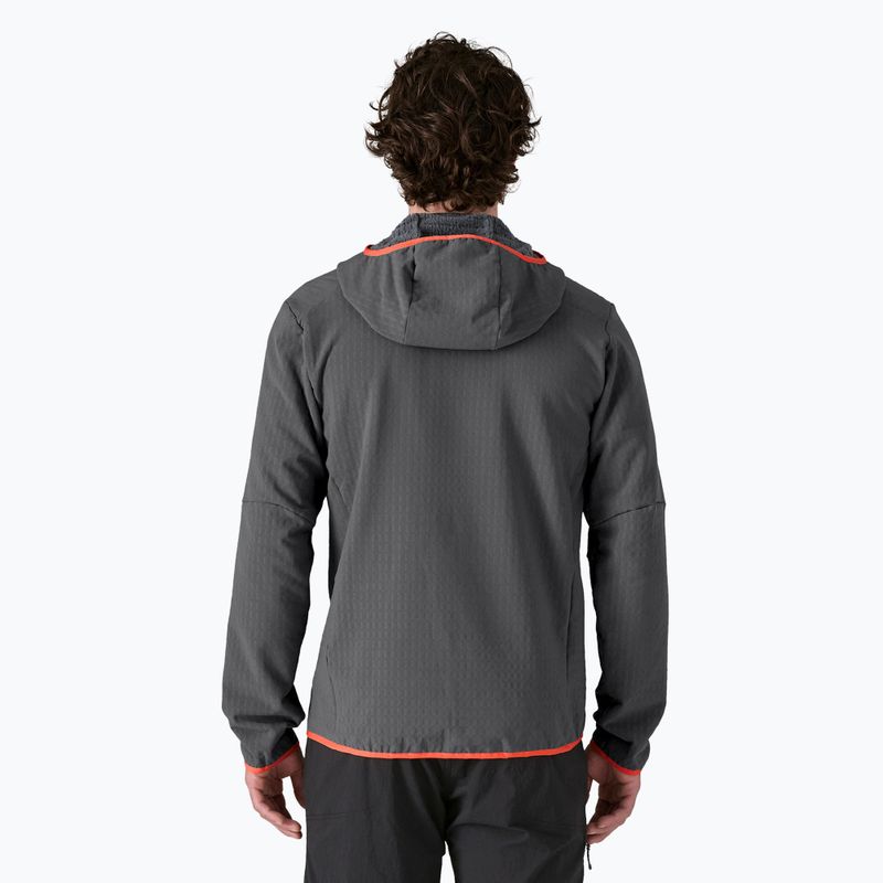 Geacă softshell pentru bărbați  Patagonia R2 TechFace Hoody forge grey 2