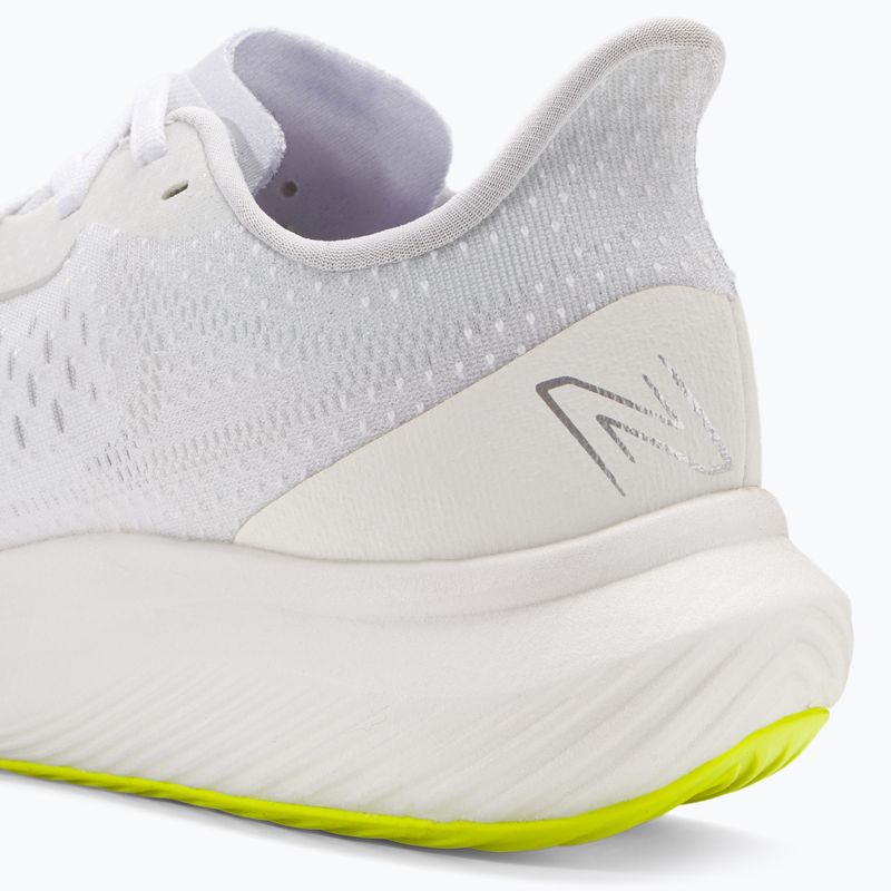 New Balance pantofi de alergare pentru femei New Balance FuelCell Rebel v3 munsell alb 9