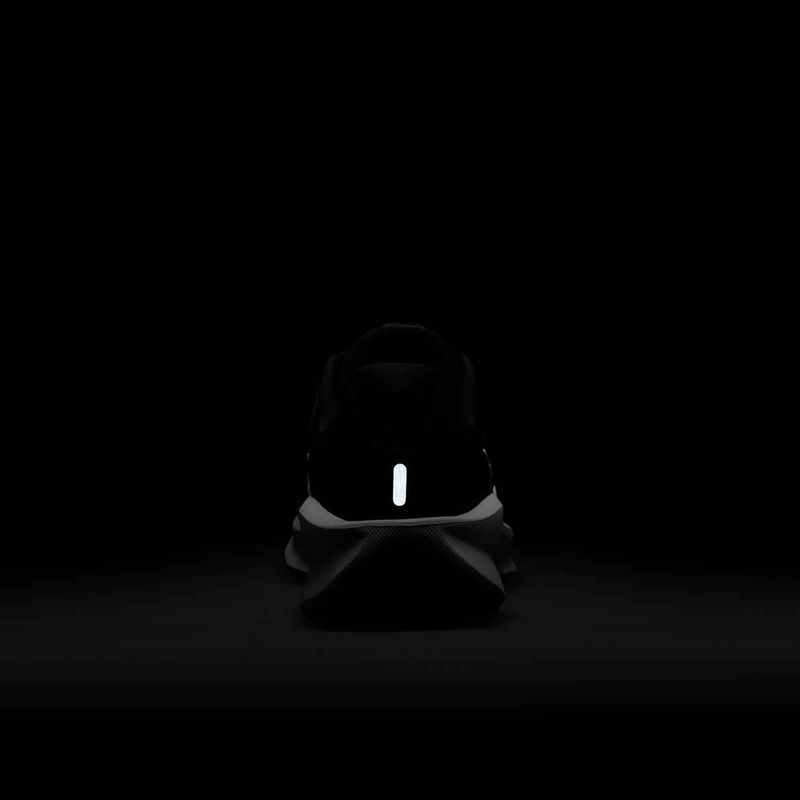 Încălțăminte de alergare pentru femei Nike Downshifter 13 astronomy black / white / dark smoke grey 12