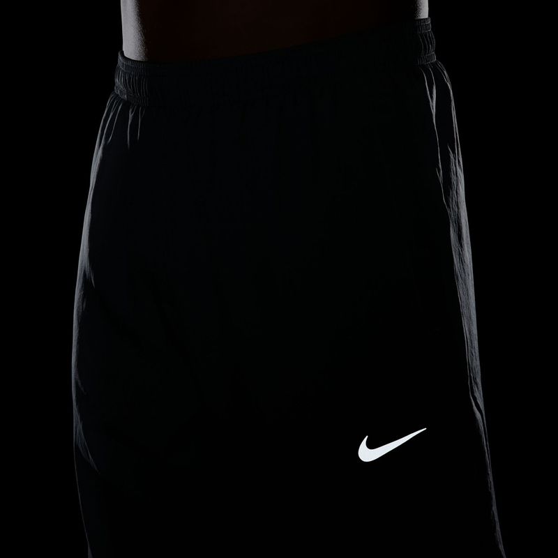 Pantaloni pentru bărbați Nike Dri-Fit Challenger Woven smoke grey/black 9