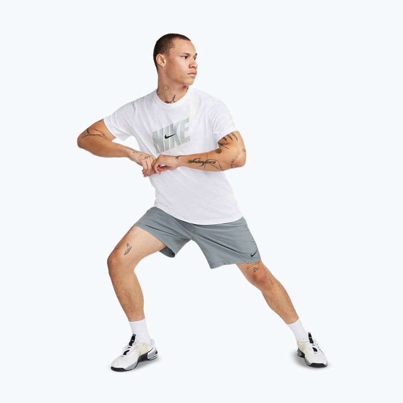 Pantaloni scurți de alergare pentru bărbați Nike Form Dri-FIT 7" Unlined Versatile smoke grey/black 2