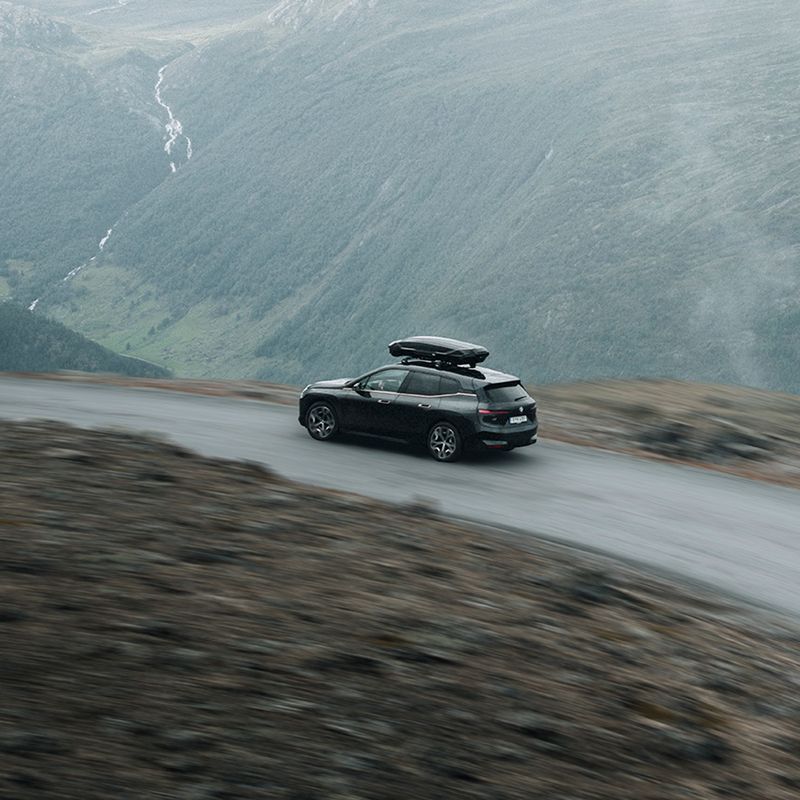 Cutie de acoperiș Thule Motion 3 M negru lucios 12