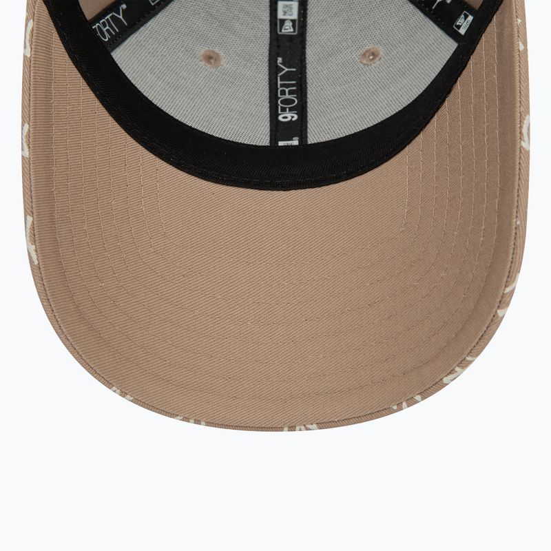 Șapcă pentru femei  New Era Monogram 9Forty New York Yankees pastel brown 5