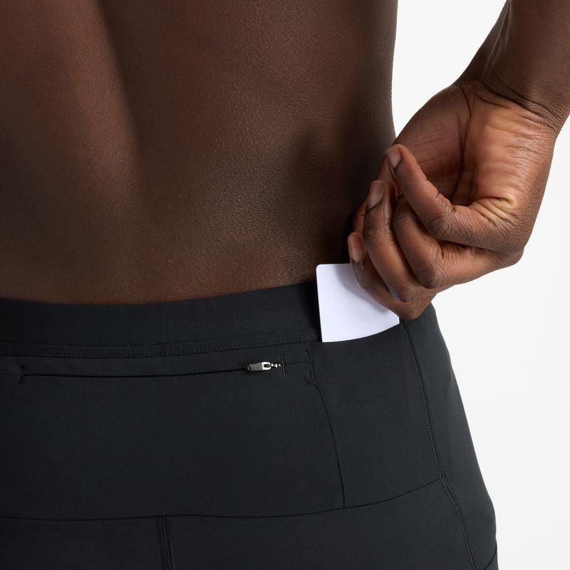 Pantaloni scurți pentru bărbați New Balance Athletics Sleek Run black 8