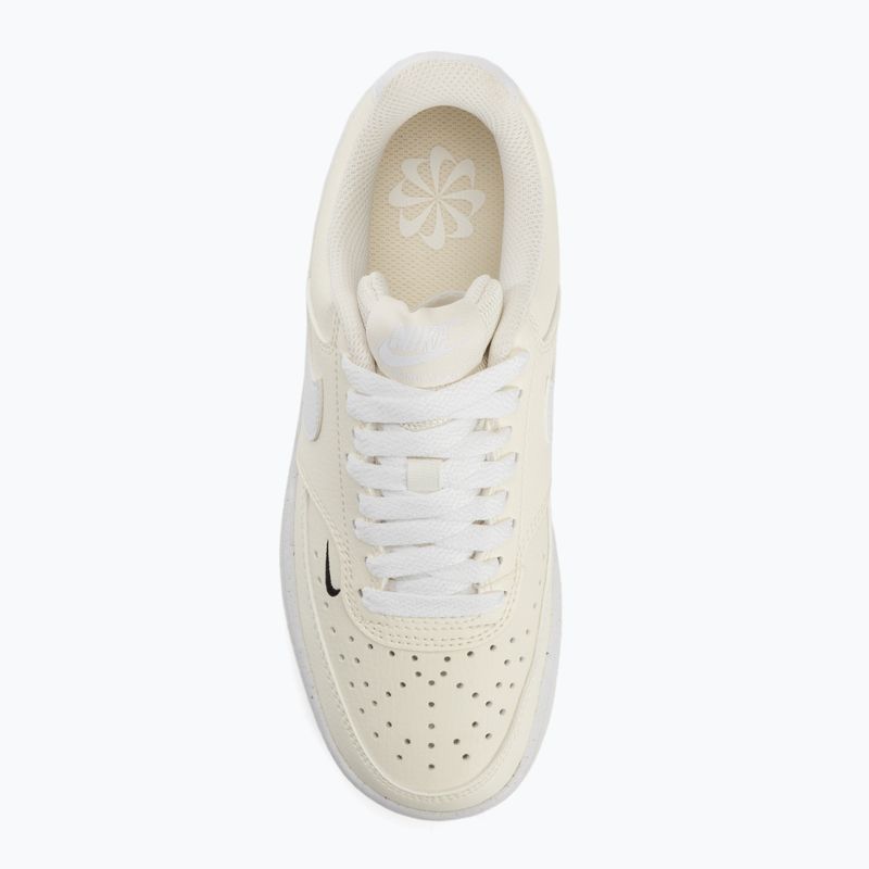 Încălțăminte pentru femei Nike Court Vision Low Next Nature white / black / pale ivory 5