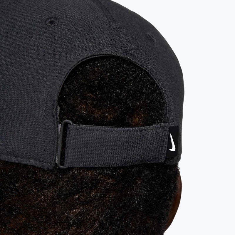 Șapcă Nike Dri-FIT Club dark smoke grey/white 9