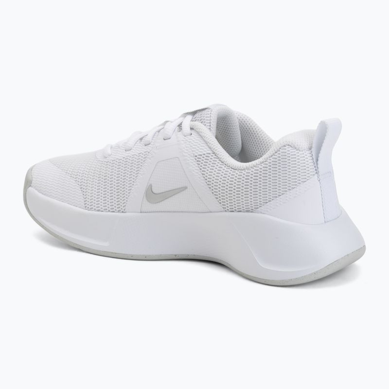 Încălțăminte de antrenament pentru femei Nike MC Trainer 3 white/photon dust/metallic platinum 3