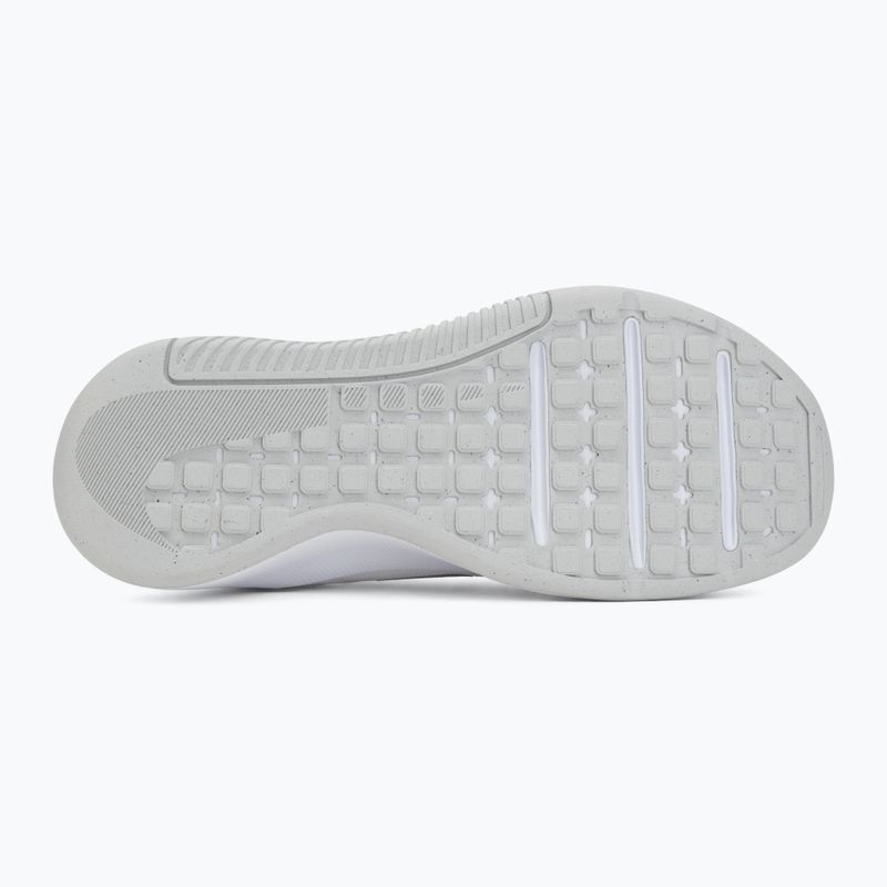 Încălțăminte de antrenament pentru femei Nike MC Trainer 3 white/photon dust/metallic platinum 4