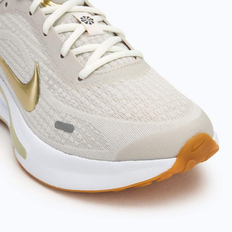 Încălțăminte de alergare pentru femei Nike Journey Run phantom/sail/gum light brown/neutral olive 7