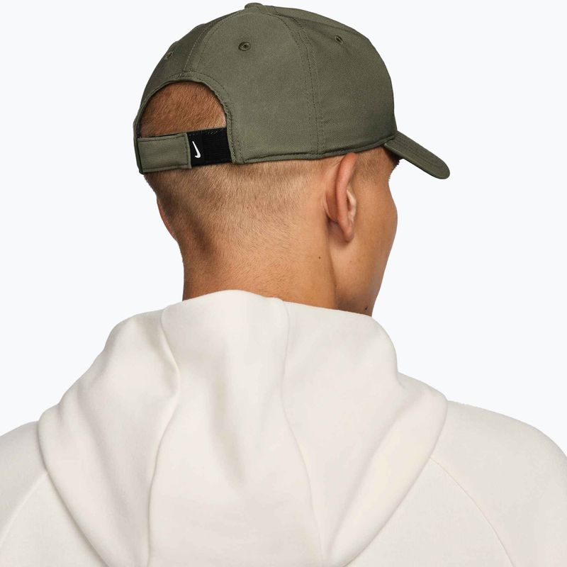 Șapcă Nike Dri-FIT Club medium olive/white 7
