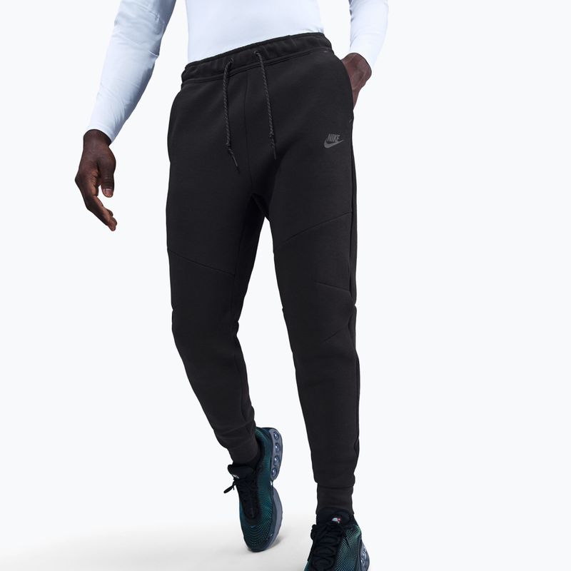 Pantaloni pentru bărbați Nike Tech Joggers black/black