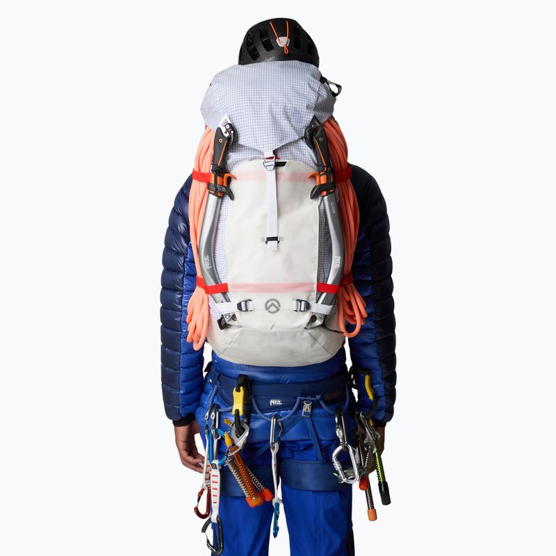 Rucsac de trekking The North Face Cobra 65 l white/raw undyed 6