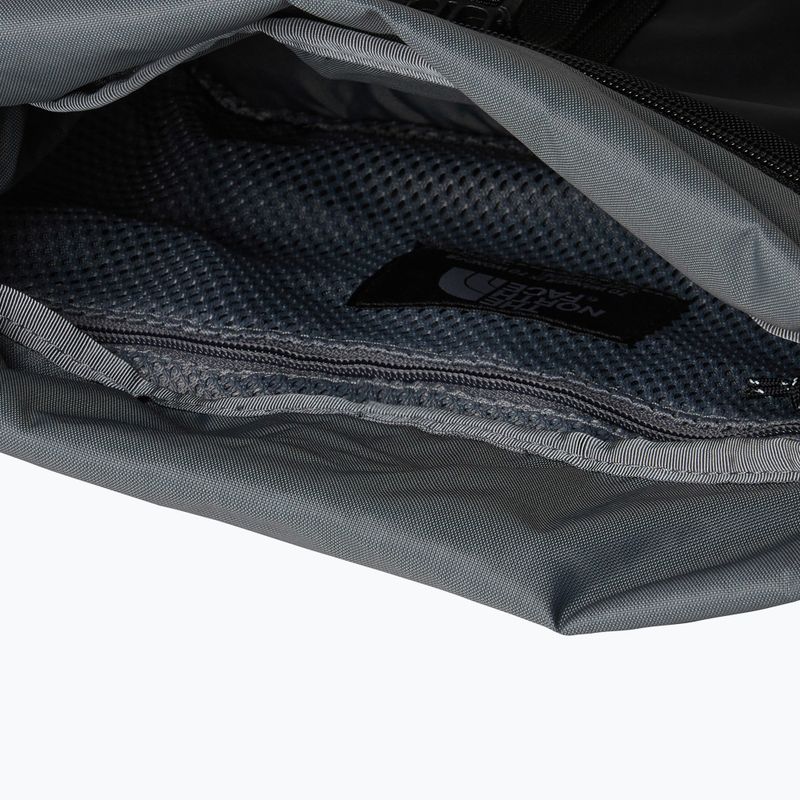 Geantă The North Face Base Camp Shoulder Bag tnf black/asphalt grey/smoked pearl 4