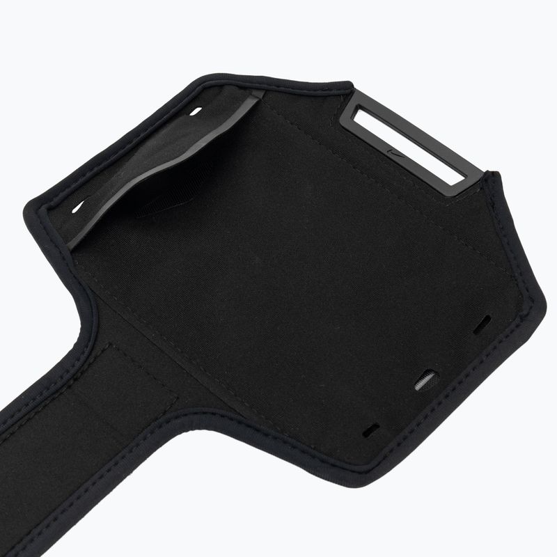 Bandă pentru telefon de alergare Nike Essentials Arm Band black/black/silver 3