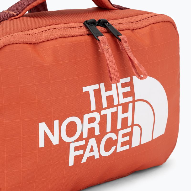 Trusă de cosmetice The North Face Base Camp Voyager Dopp Kit mars dust/sumac 4