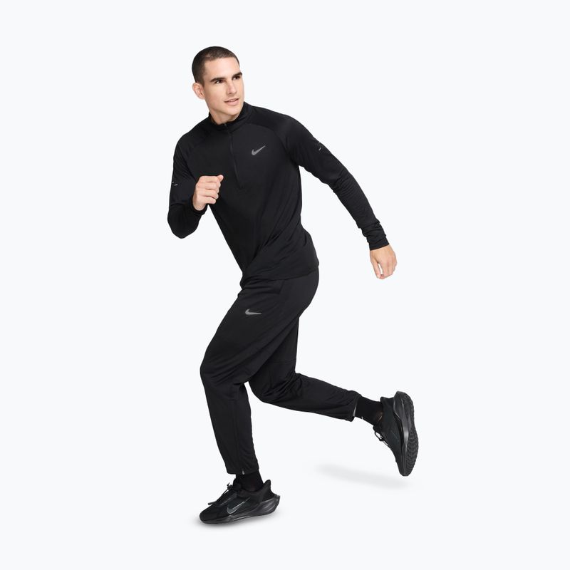 Pantaloni de alergare pentru bărbați Nike Challenger Dri-Fit black 2