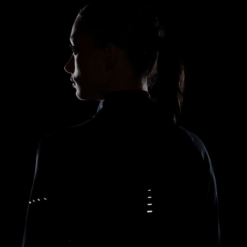 Bluză pentru femei de alergare Nike Swift Dri-FIT UV 1/4-Zip black 8