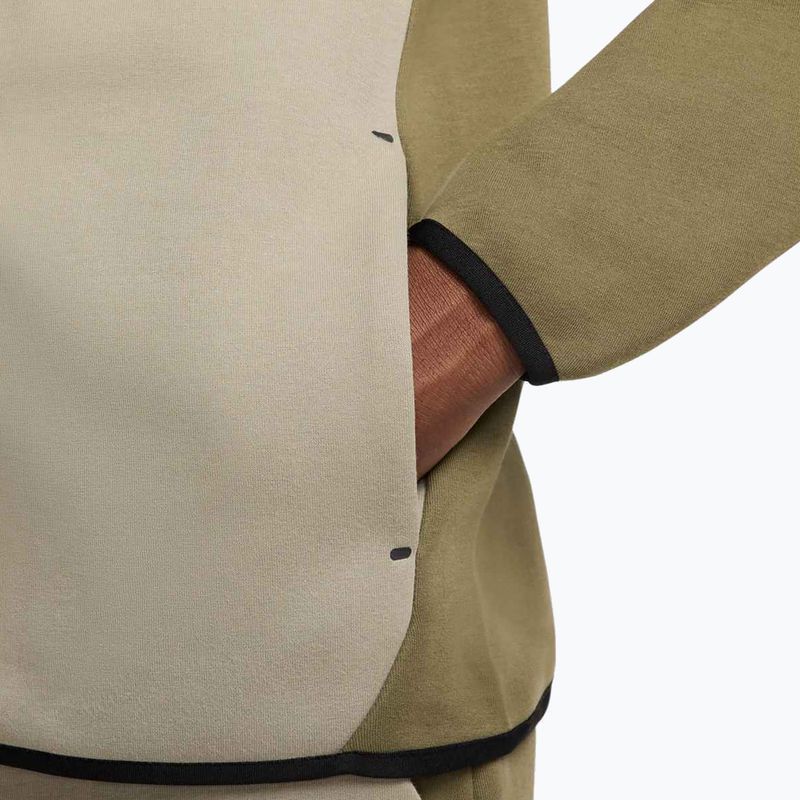 Bluză pentru bărbați Nike Tech Windrunner Full Zip medium olive/light army/black 10