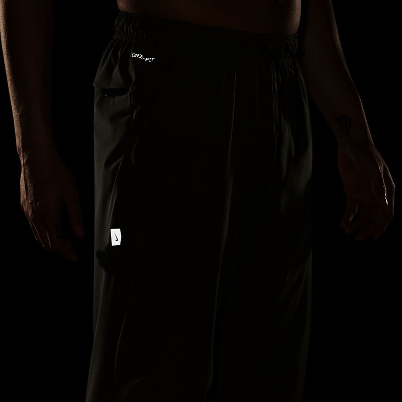 Pantaloni pentru bărbați Nike Unlimited Dri-Fit Zippered Cuff light army/black/light army 7
