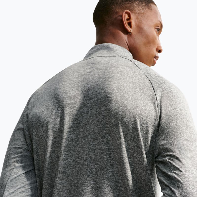 Bluză de alergare pentru bărbați Nike Stride 1/4 Zip Dri-Fit smoke grey/heather 6