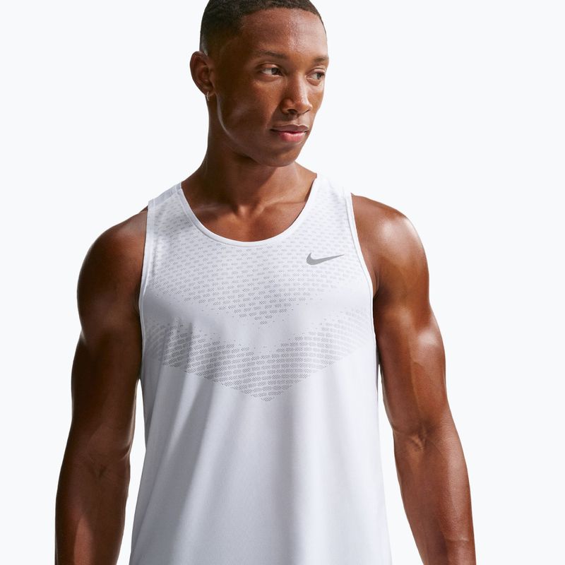 Tricou de alergare pentru bărbați Nike Stride white 4
