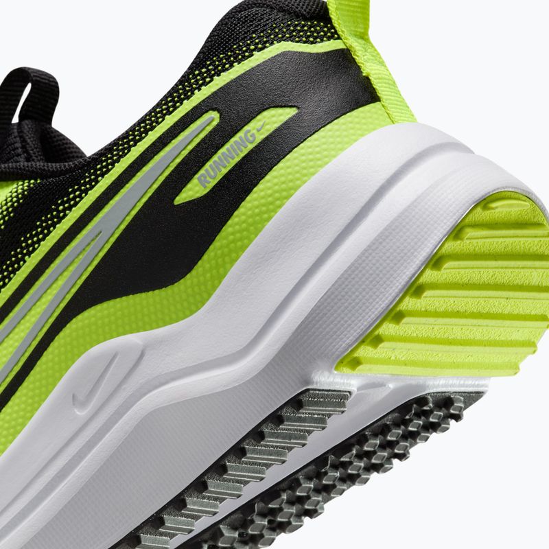 Încălțăminte pentru copii Nike Cosmic Runner black/volt/wolf grey 6