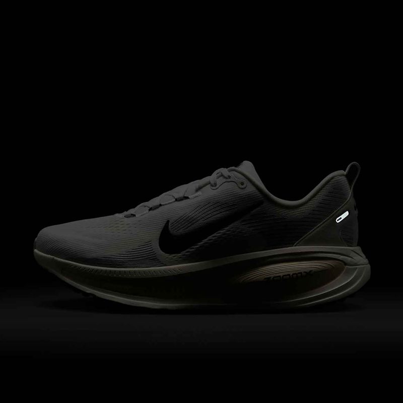 Încălțăminte de alergare pentru bărbați Nike Vomero 18 summit white/coconut milk/black 8