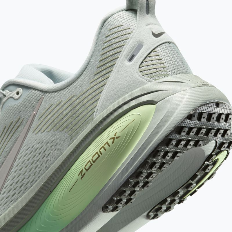 Încălțăminte de alergare pentru bărbați Nike Vomero 18 light silver/barely volt/college grey 4