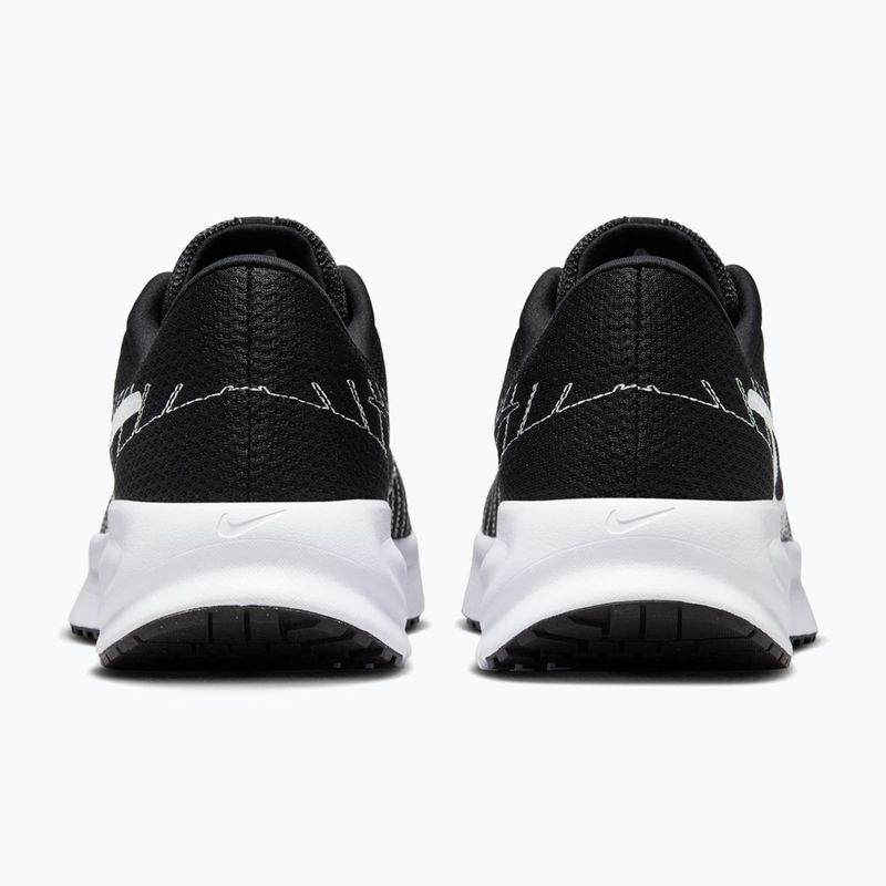 Încălțăminte de alergare pentru bărbați Nike Run Defy black/white 4