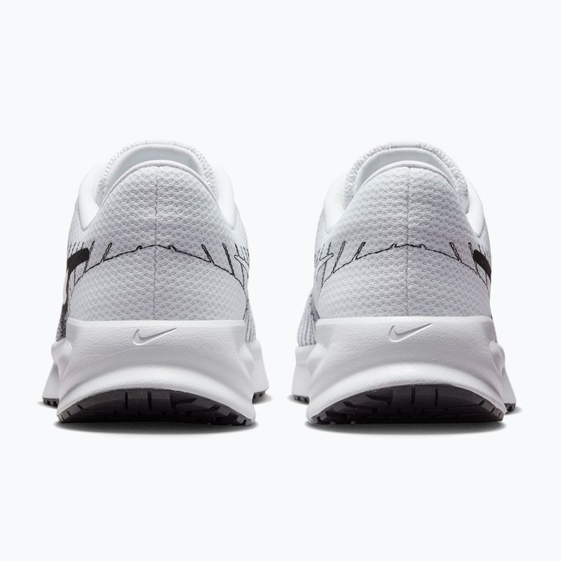 Încălțăminte de alergare pentru bărbați Nike Run Defy white/black 4