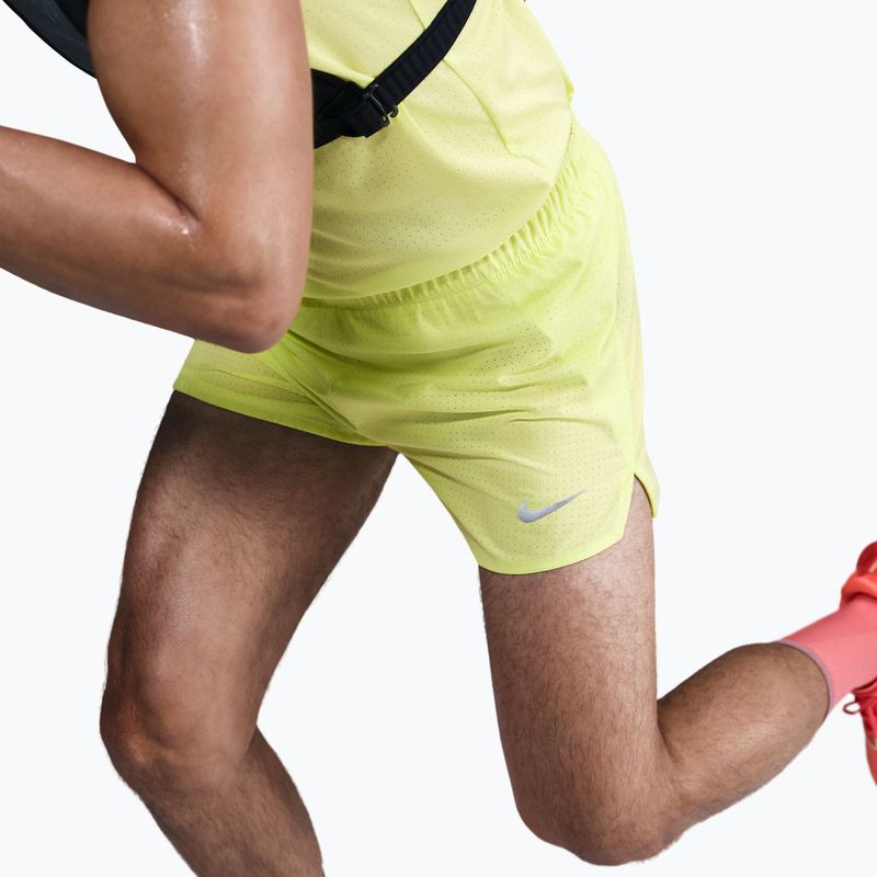 Pantaloni scurți de alergare pentru bărbați Nike Fast Dri-Fit Brief Lined 3" light lemon twist/black 6