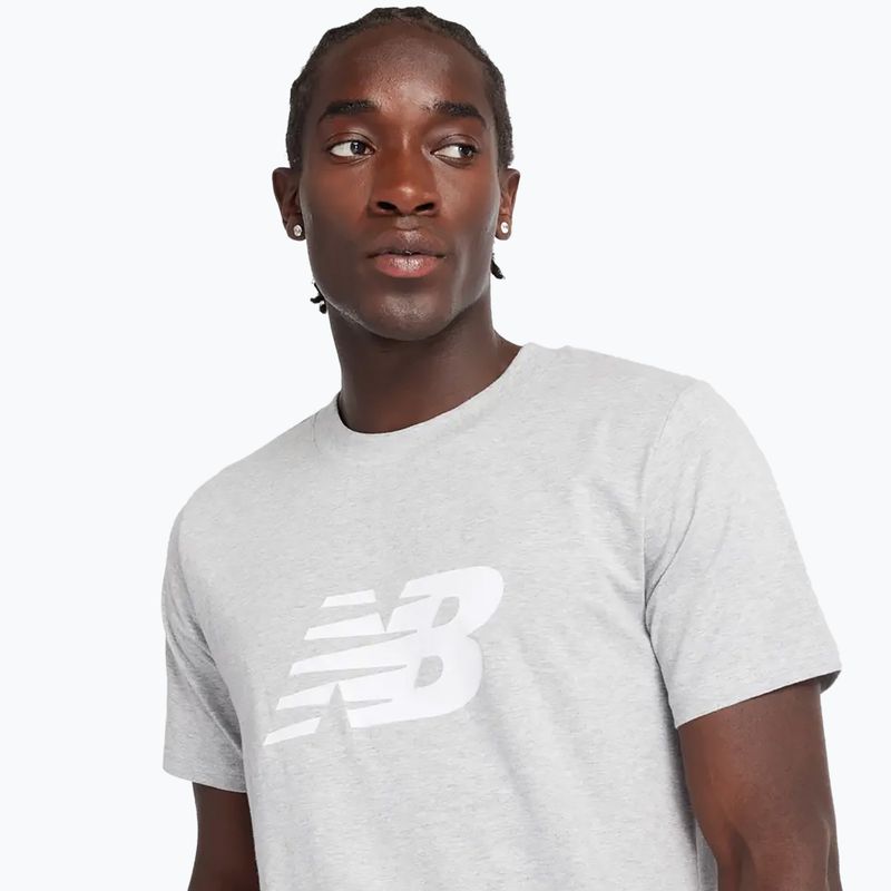 Tricou pentru bărbați  New Balance Graphic V Flying athletic grey 4