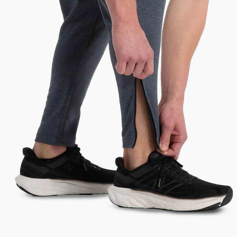 Pantaloni de alergare pentru bărbați New Balance Sport Knit graphite 6