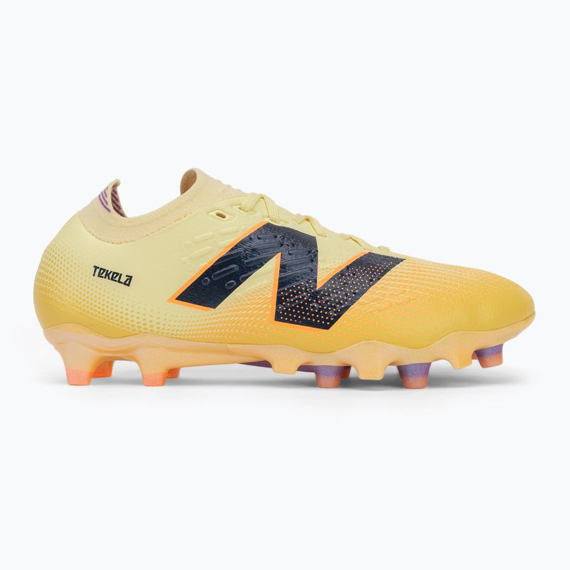 Încălțăminte de fotbal pentru bărbați New Balance Tekela Pro Low Laced V4+ FG beige 2