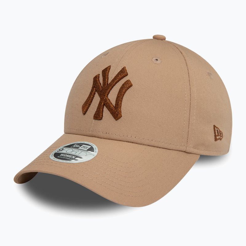 Șapcă pentru femei New Era Metallic 9FORTY New York Yankees beige 2