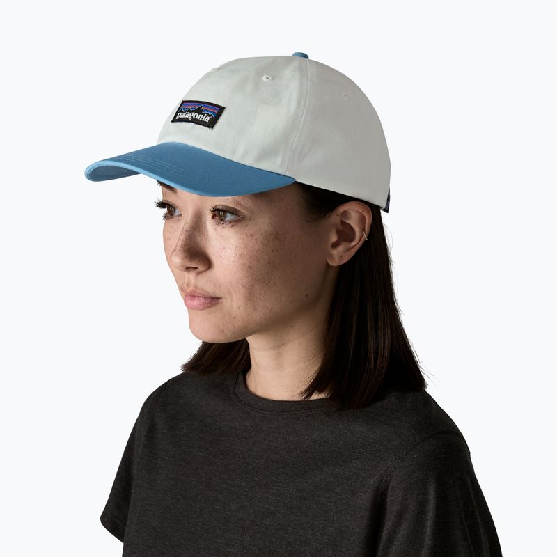 Șapcă cu cozoroc Patagonia P-6 Label Trad birch white w/shore blue 2