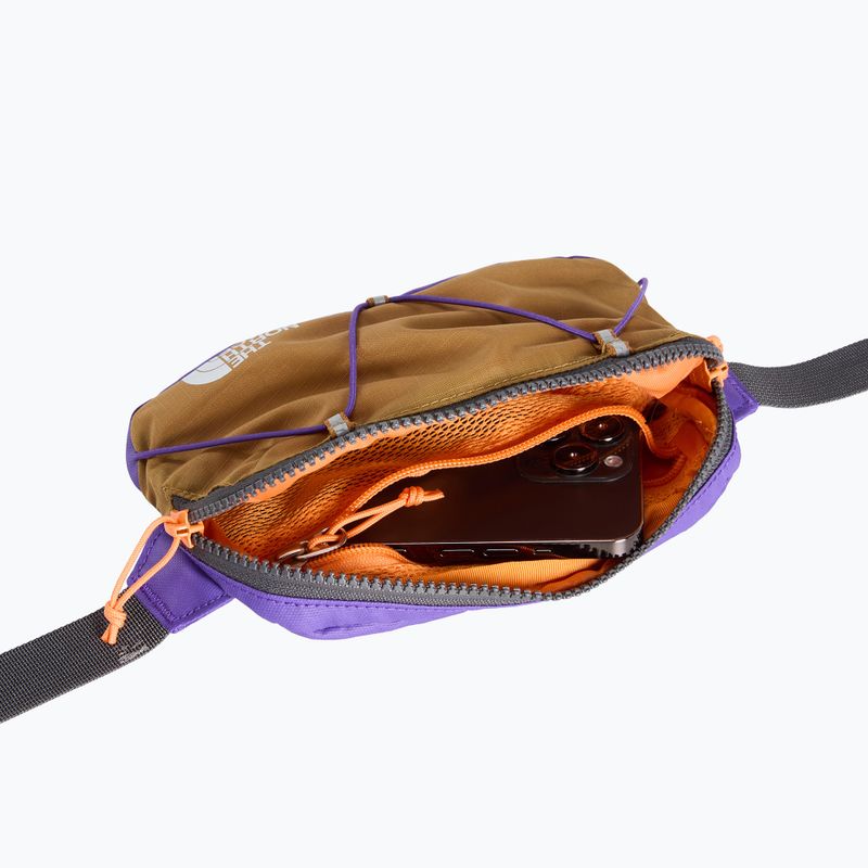 Borsetă The North Face Terra Lumbar 1 l utility brown/peak purple 4