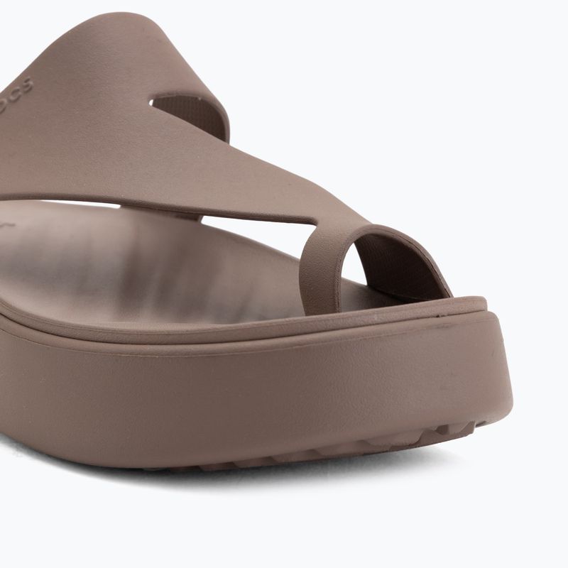 Papuci pentru femei Crocs Getaway Platform Toe Loop truffle 7