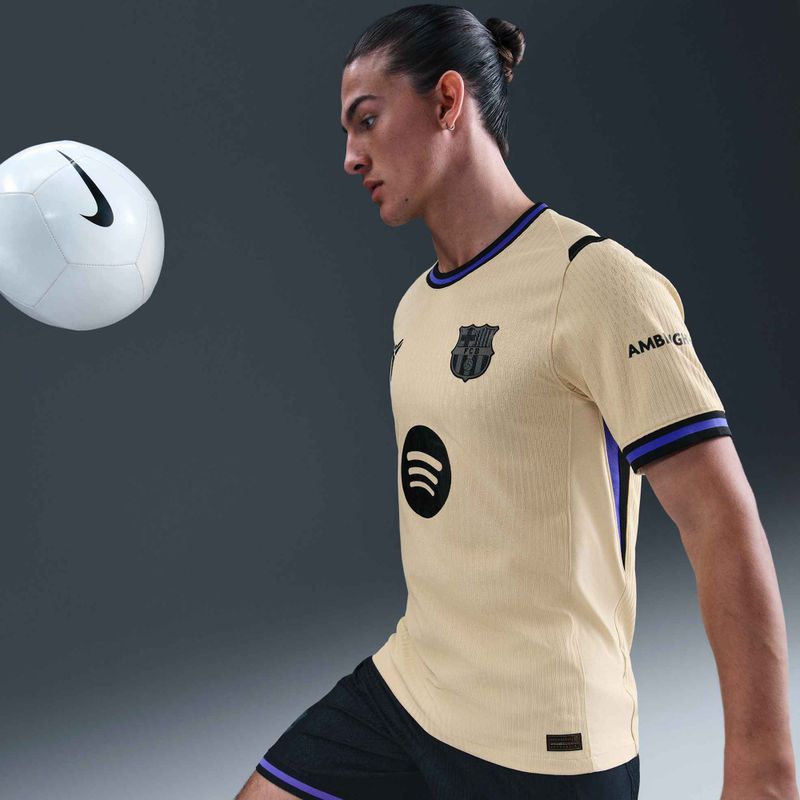 Tricou de fotbal pentru bărbați Nike FC Barcelona 2025/26 Match Away team gold/team gold/persian violet/black 9