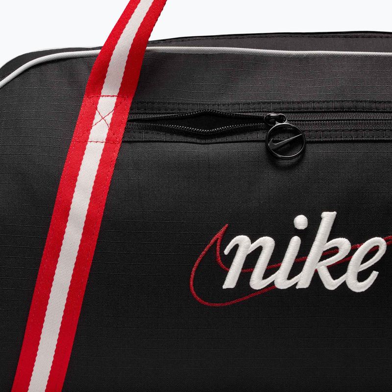 Geantă de antrenament pentru femei Nike Gym Club Retro 24 l black/university red/sail 7