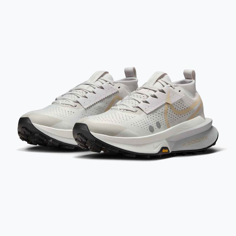 Încălțăminte de alergare pentru femei Nike Zegama 2 vast grey/sanddrift/summit white/black 3