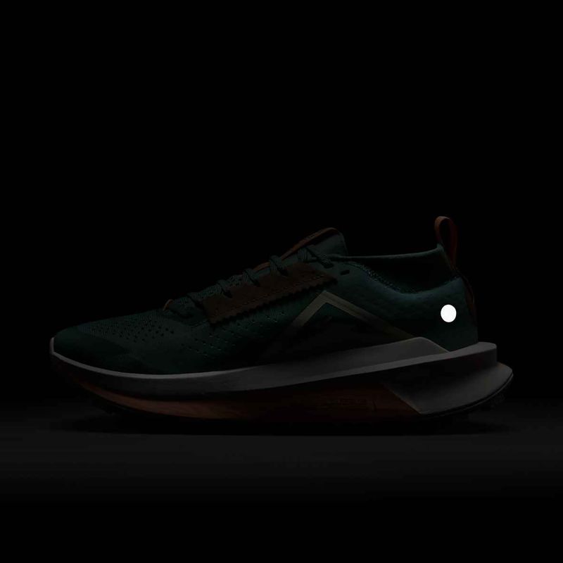 Încălțăminte de alergare pentru femei Nike Zegama 2 cannon/soft pearl/orange chalk 9