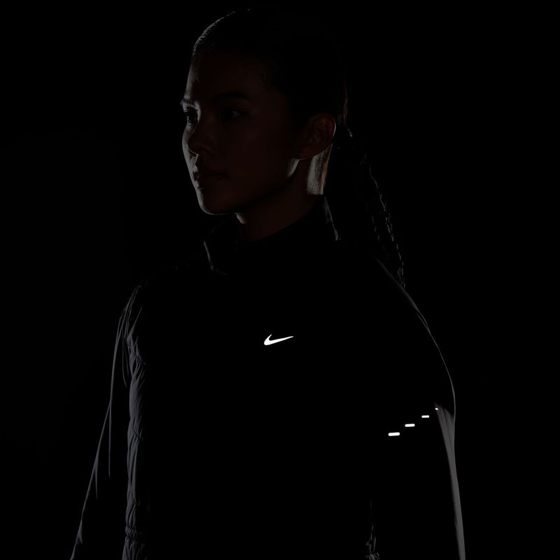Geacă de alergare pentru femei Nike Swift Therma-Fit black 12